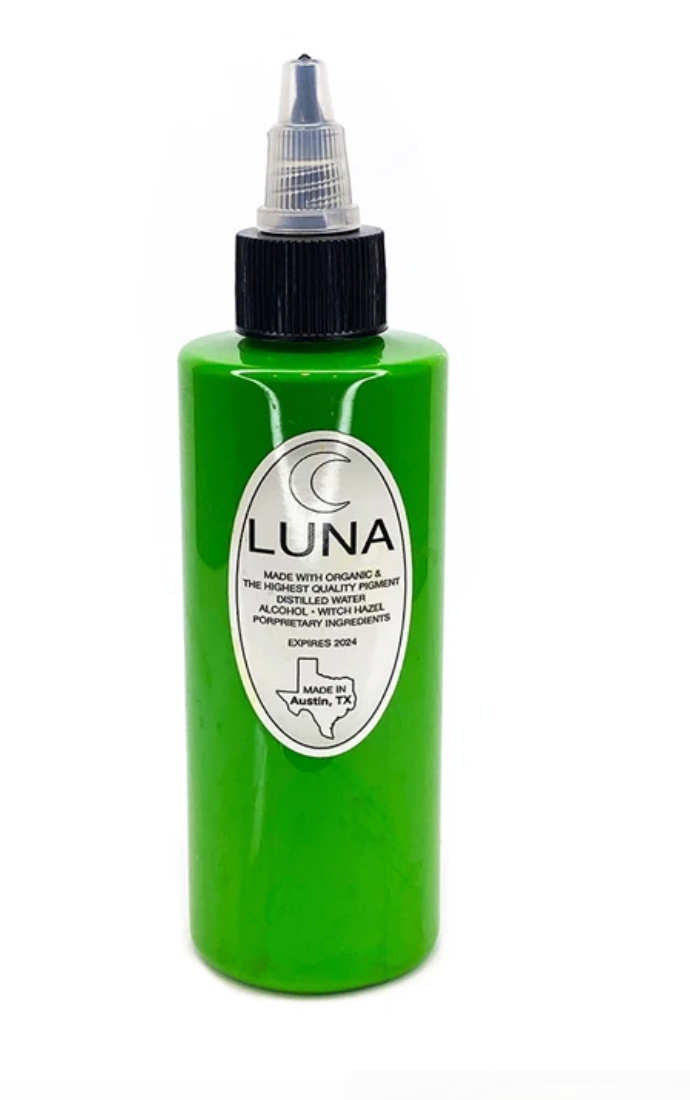 LUNA Bright lime green