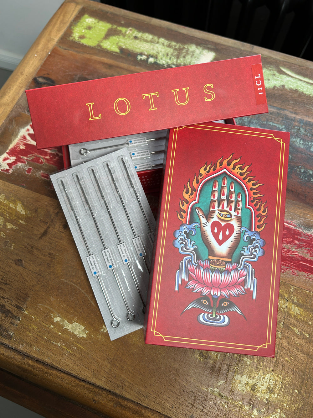 Lotus needles packaging